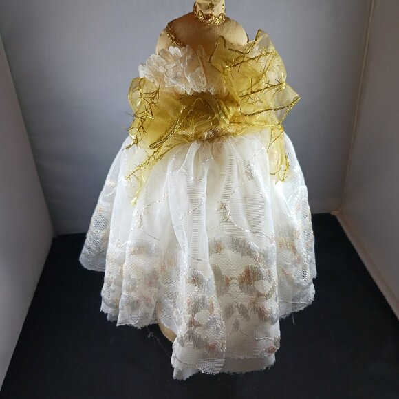 Vintage Primitive Style Artisan Doll Christmas Ornament - Picture 2 of 8